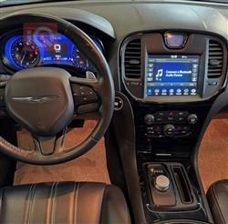 کرایسلەر 300